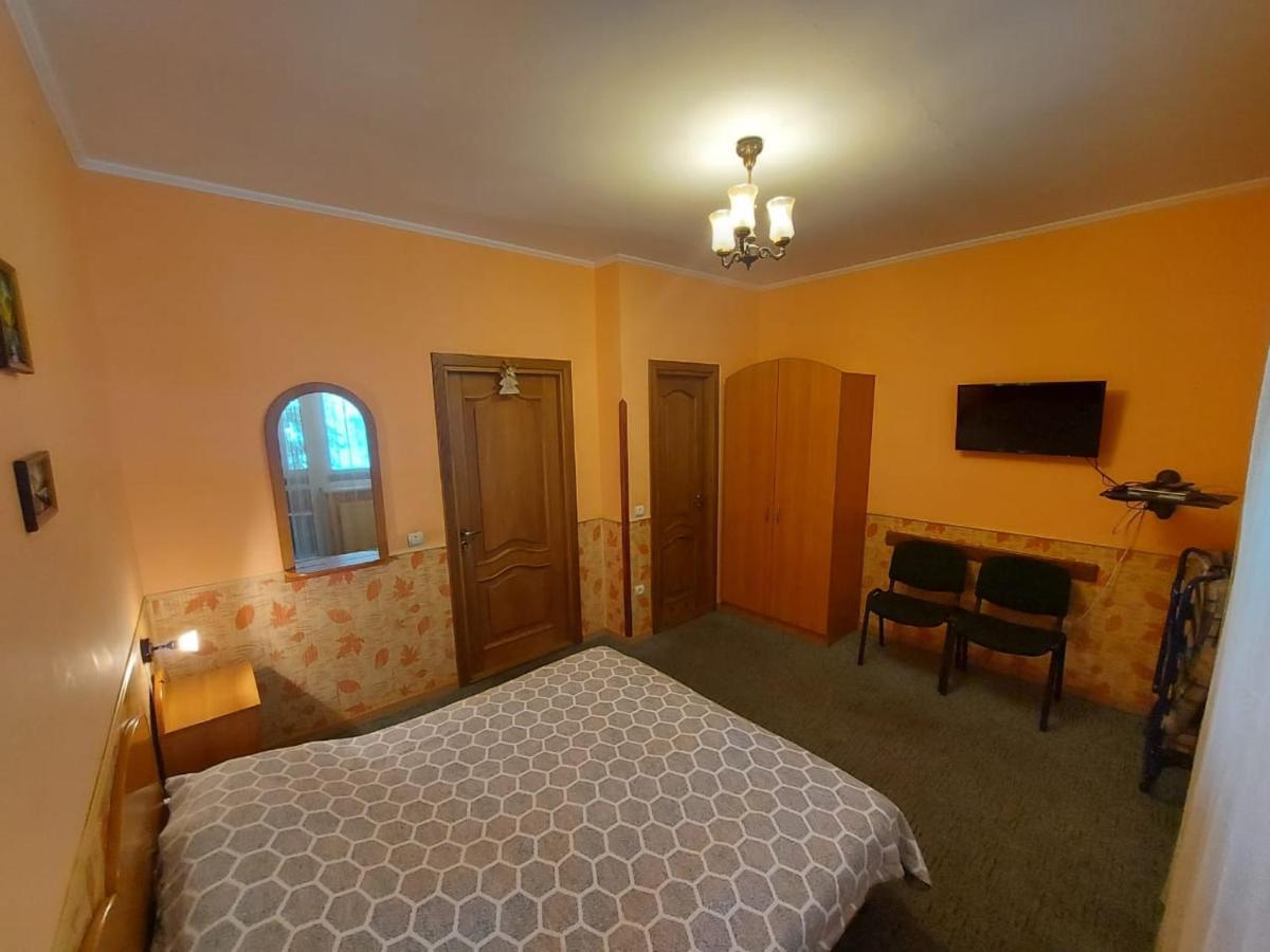 Villa Затишок Tysovets Esterno foto